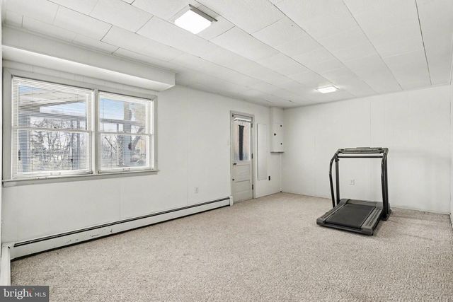 9 BERLIN CT, York, PA 17408