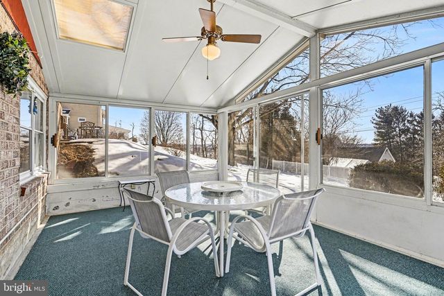 9 BERLIN CT, York, PA 17408