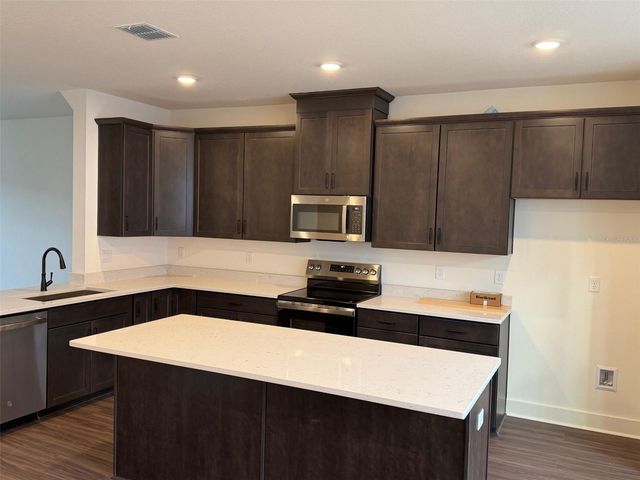 15250 GROVESIDE ROAD, Winter Garden, FL 34787