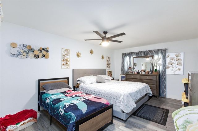 4305 Vegas Valley Drive, Las Vegas, NV 89121