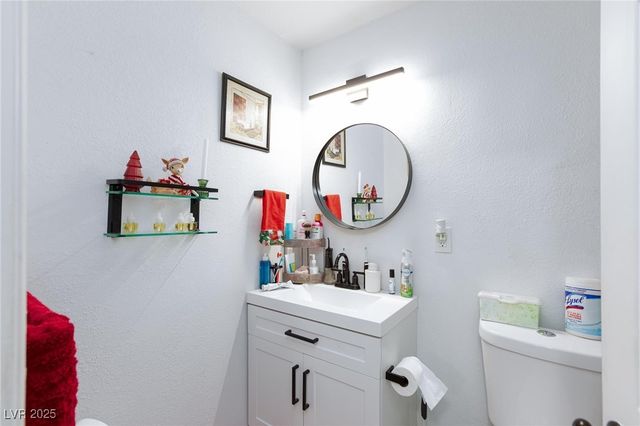 4305 Vegas Valley Drive, Las Vegas, NV 89121