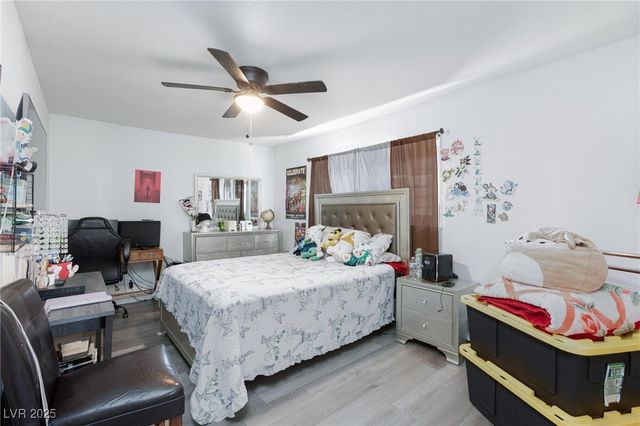 4305 Vegas Valley Drive, Las Vegas, NV 89121