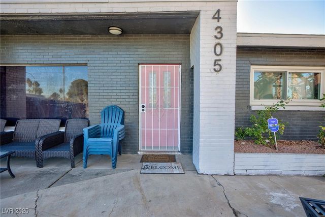 4305 Vegas Valley Drive, Las Vegas, NV 89121