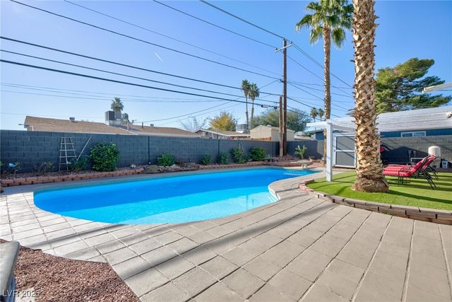 4305 Vegas Valley Drive, Las Vegas, NV 89121