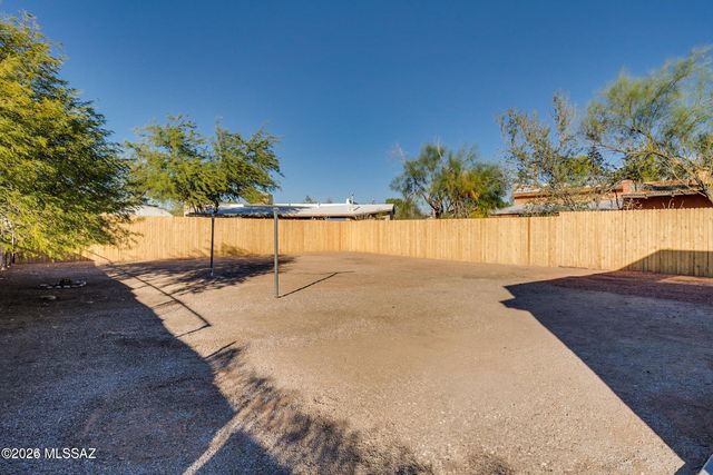 206 W 44th Street, Tucson, AZ 85713
