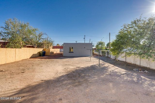 206 W 44th Street, Tucson, AZ 85713