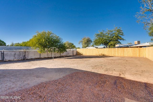 206 W 44th Street, Tucson, AZ 85713