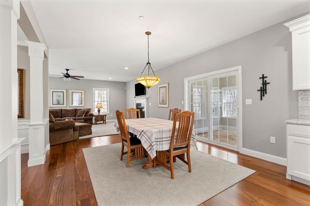 71 Haverhill Road, Salem, NH 03079