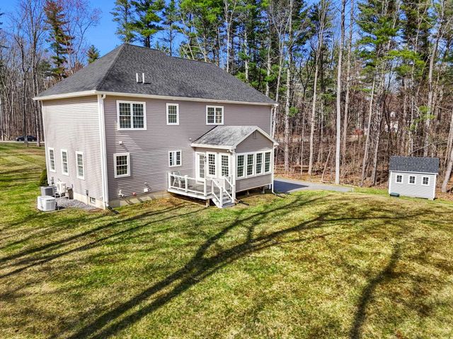 71 Haverhill Road, Salem, NH 03079