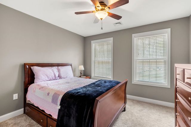 71 Haverhill Road, Salem, NH 03079