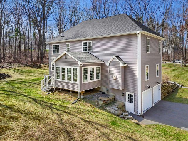 71 Haverhill Road, Salem, NH 03079