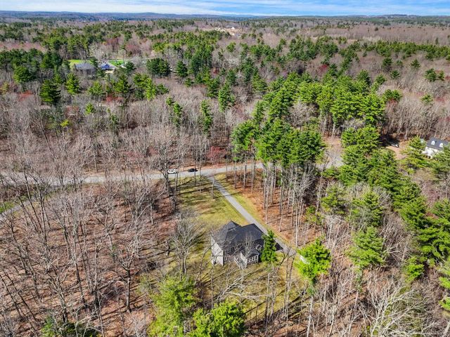 71 Haverhill Road, Salem, NH 03079