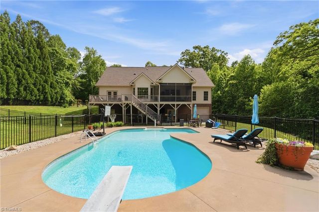 1053 Terrace Drive, Lexington, NC 27295