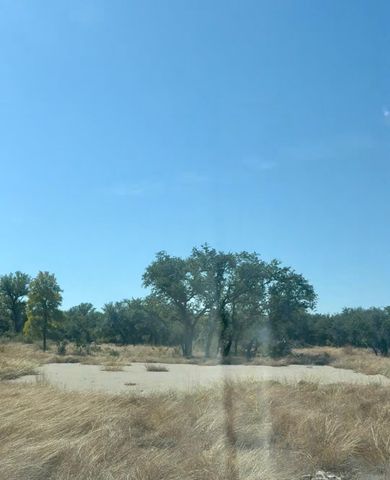 107 Oak Meadow TRL, Spicewood, TX 78669