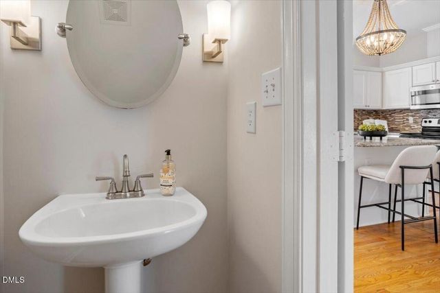 410 Widdington Lane, Cary, NC 27519