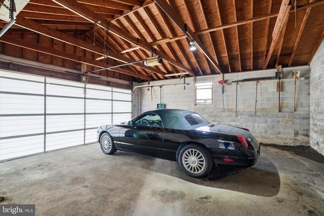 856 MARTIN AVE, Bryn Mawr, PA 19010