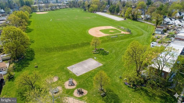 856 MARTIN AVE, Bryn Mawr, PA 19010