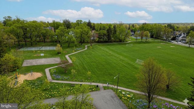 856 MARTIN AVE, Bryn Mawr, PA 19010