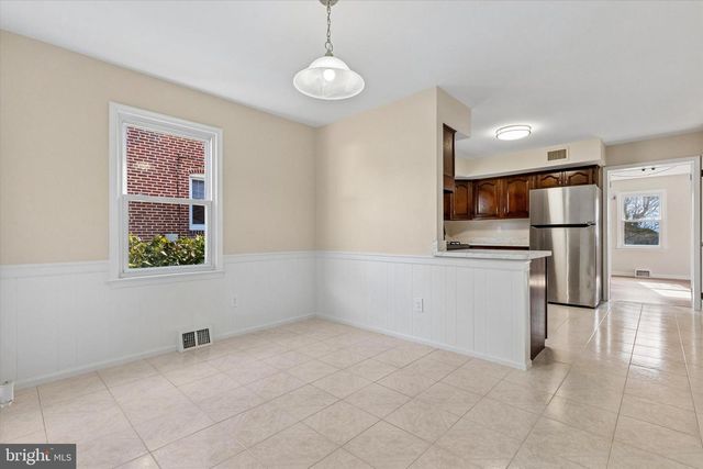 856 MARTIN AVE, Bryn Mawr, PA 19010