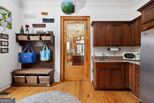 13 Southern Waters Way, Forsyth, GA 31029