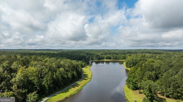 13 Southern Waters Way, Forsyth, GA 31029