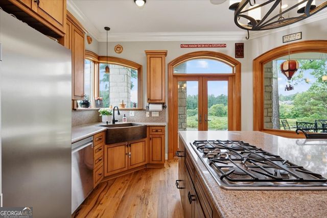 13 Southern Waters Way, Forsyth, GA 31029