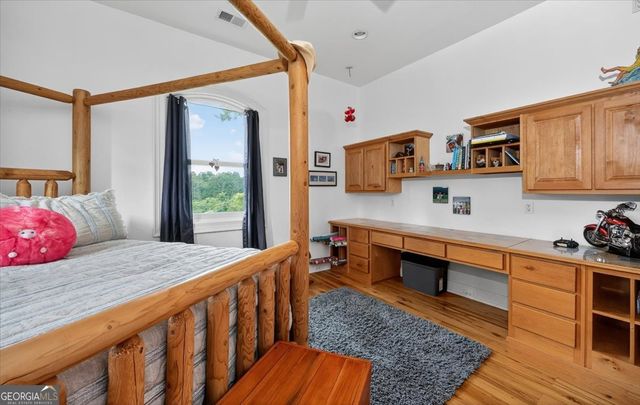 13 Southern Waters Way, Forsyth, GA 31029