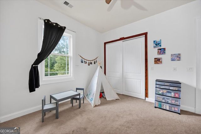 13 Southern Waters Way, Forsyth, GA 31029