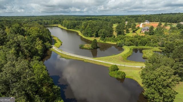 13 Southern Waters Way, Forsyth, GA 31029