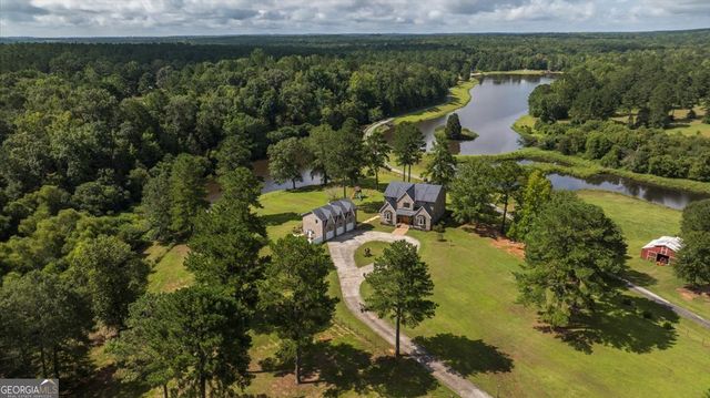 13 Southern Waters Way, Forsyth, GA 31029