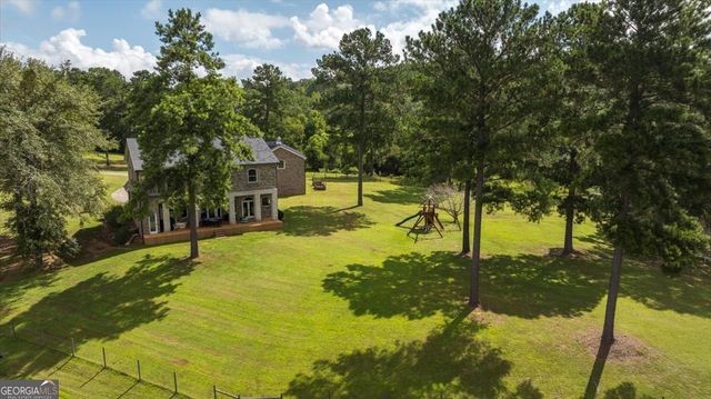 13 Southern Waters Way, Forsyth, GA 31029