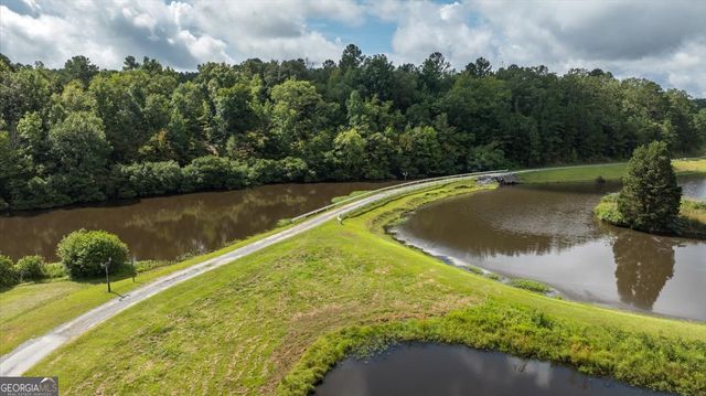 13 Southern Waters Way, Forsyth, GA 31029