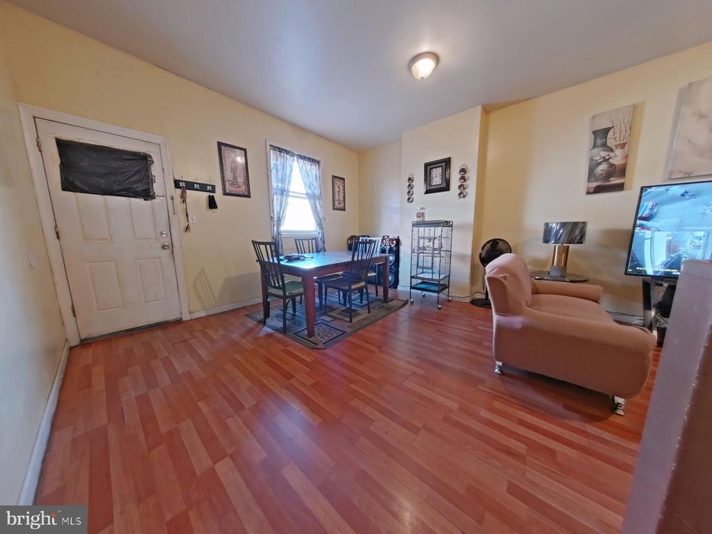 2703 N PALETHORP ST, Philadelphia, PA 19133