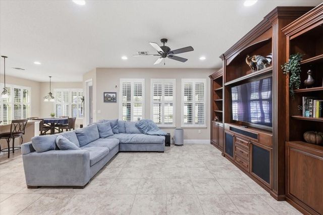 8723 CHILTON DRIVE, Orlando, FL 32836