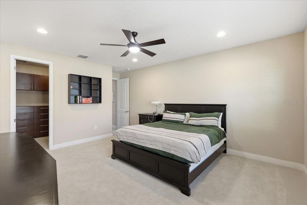 Image 19 of property listing at 8723 CHILTON DRIVE, Orlando, FL 32836