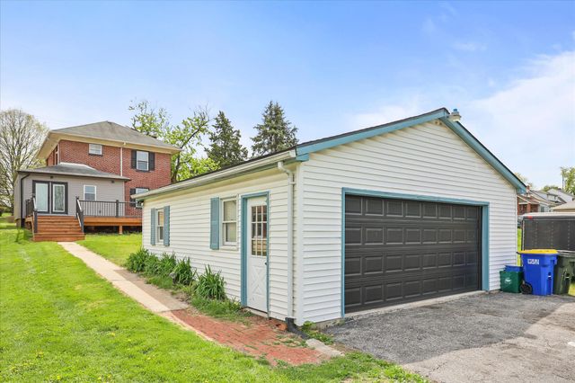 310 HANOVER RD, York, PA 17408
