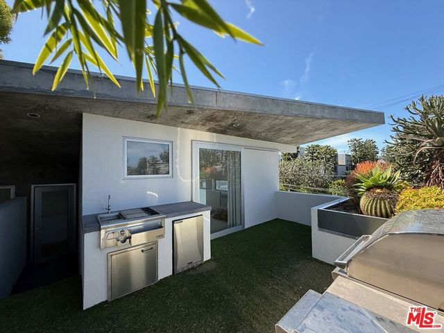 122 Mildred Avenue, Venice, CA 90291