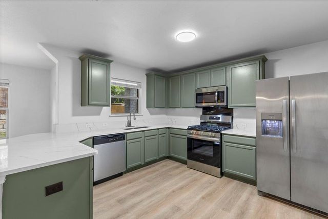 5940 Silver Screen DR, Austin, TX 78747