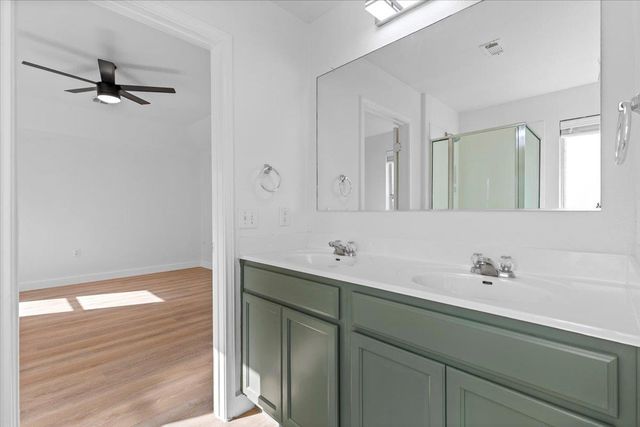 5940 Silver Screen DR, Austin, TX 78747