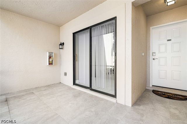 16321 Kelly Woods DR 182, Fort Myers, FL 33908