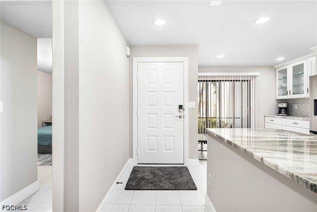 16321 Kelly Woods DR 182, Fort Myers, FL 33908