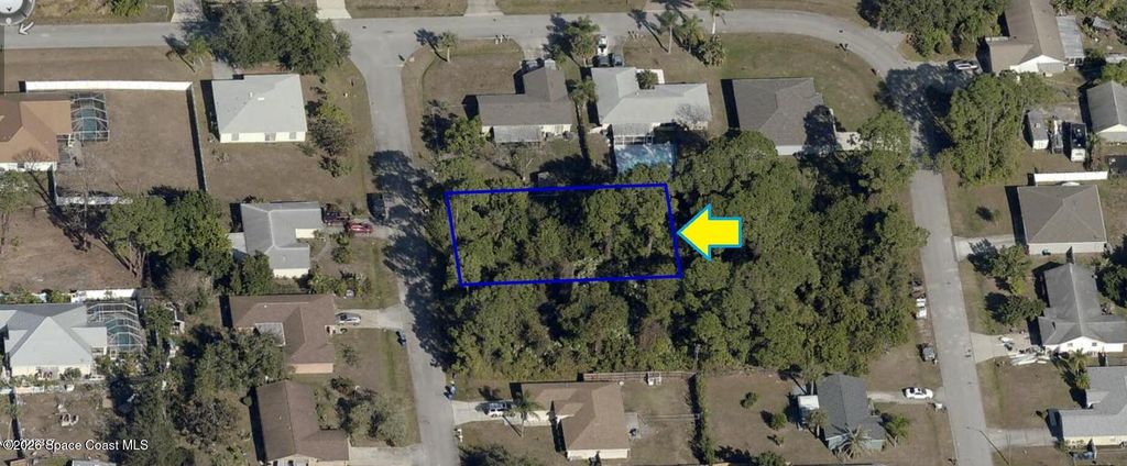 187 Browning Avenue NE, Palm Bay, FL 32907