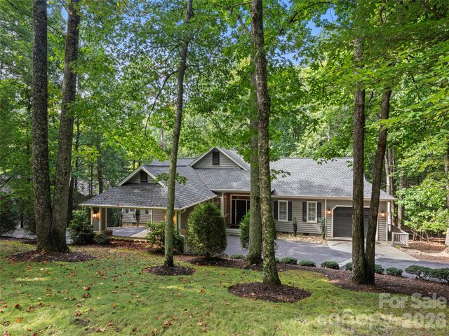 108 Little Cherokee Ridge, Hendersonville, NC 28739
