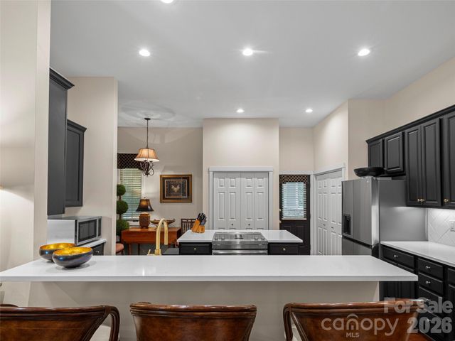 108 Little Cherokee Ridge, Hendersonville, NC 28739