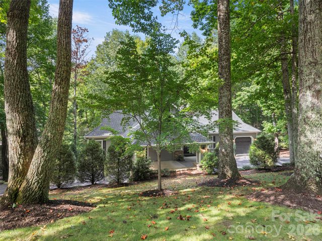 108 Little Cherokee Ridge, Hendersonville, NC 28739