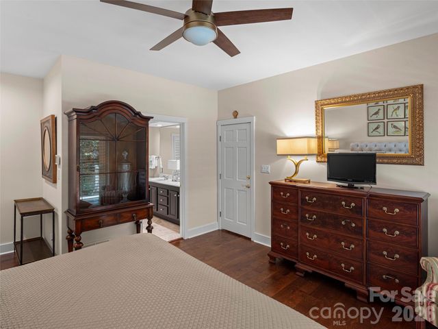 108 Little Cherokee Ridge, Hendersonville, NC 28739
