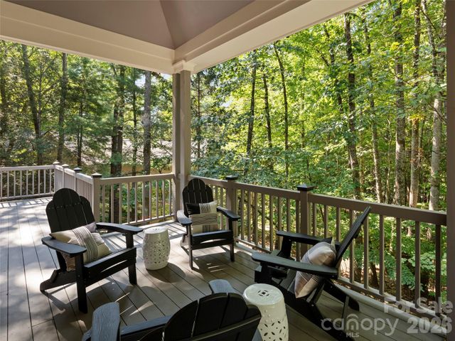 108 Little Cherokee Ridge, Hendersonville, NC 28739