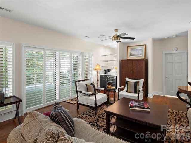 108 Little Cherokee Ridge, Hendersonville, NC 28739