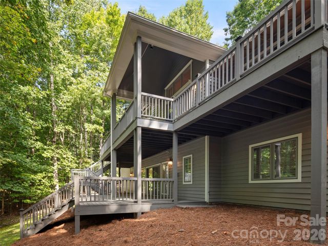108 Little Cherokee Ridge, Hendersonville, NC 28739