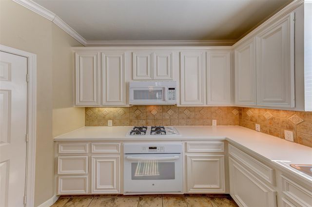 4811 Austin Street B, Houston, TX 77004